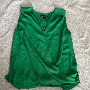 HOLIDAY TOP -INC international concepts macys Kelly green sleeveless wrap blouse
